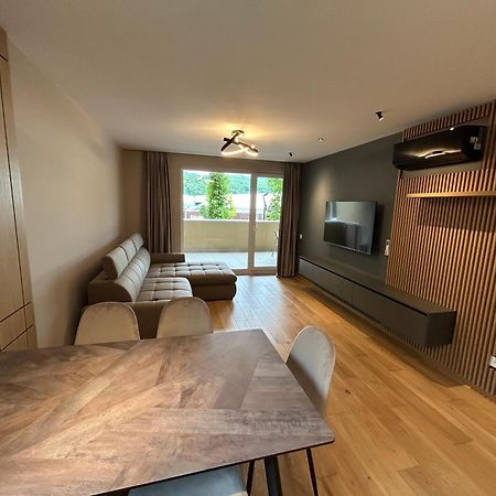B-Holiday Luxury Apartments Urban Plaza Braşov Exterior foto