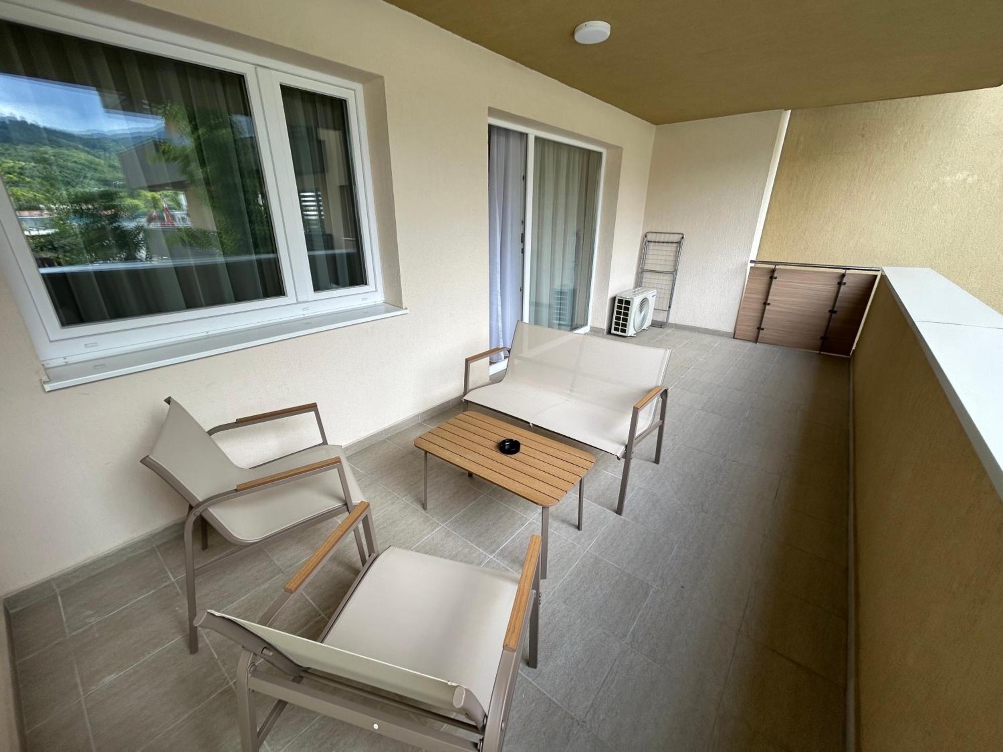 B-Holiday Luxury Apartments Urban Plaza Braşov Exterior foto